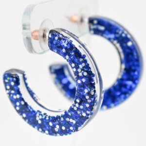 1.25" Clear Blue Glitter Lucite Hoop Earrings